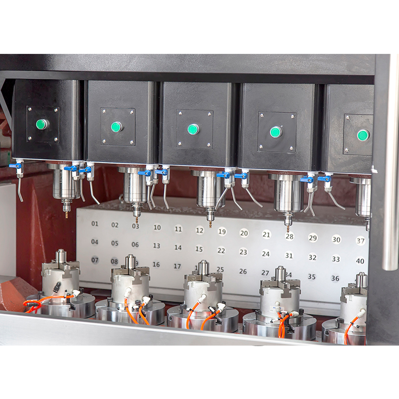 小型五軸加(jiā)工中心FA200-5