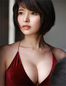 《小加百列-一面膜胸口一面膜下部位真人》