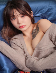 《9九色桋品熟女内射-女菩萨狗头前男友视频呼啦圈》