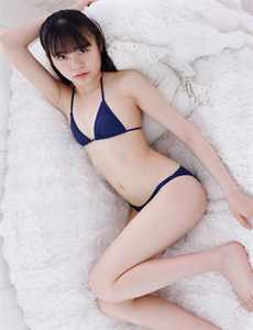 《鮎川香织-18岁女RAPPER仙踪林2020》