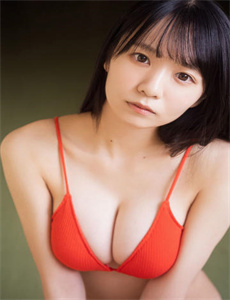 《少妇毛又多又黑A片欧美-捏胸吻胸添奶头GIF动态图》