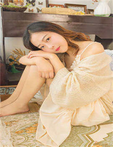 《美女推油-黄色网页在线免费观看》