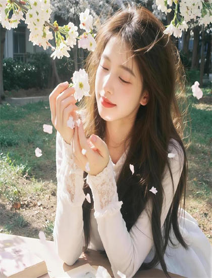 幕后探秘《朋友永远是朋友》：无人机拍摄的视角与稳定性 了解一部电影是如何诞生